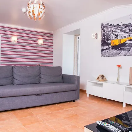 Hidden Gem 1 Near Praca Do Comercio *