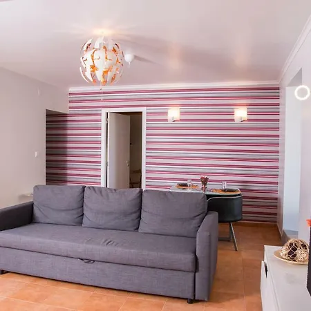 Hidden Gem 1 Near Praca Do Comercio דירה